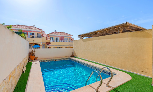 Herverkoop - 3. Vrijstaande villa - Orihuela Costa - Costa Blanca Zuid