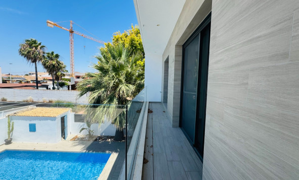 Herverkoop - 3. Vrijstaande villa - San Pedro del Pinatar - Lo pagan