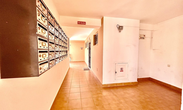 Herverkoop - 1. Appartement / flat - Torrevieja - Costa Blanca Zuid