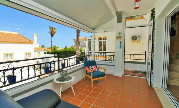 Herverkoop - 3. Vrijstaande villa - Villamartin - Costa Blanca Zuid