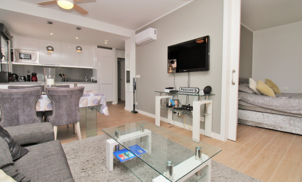 Herverkoop - 1. Appartement / flat - Villamartin - Costa Blanca Zuid
