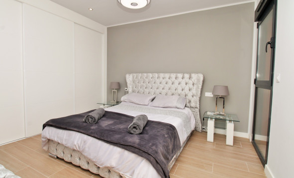 Herverkoop - 1. Appartement / flat - Villamartin - Costa Blanca Zuid
