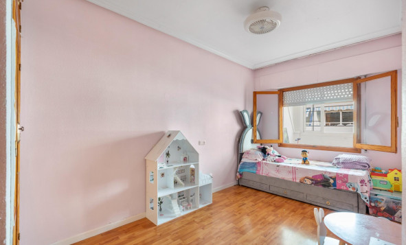 Herverkoop - 1. Appartement / flat - Torrevieja - Costa Blanca Zuid