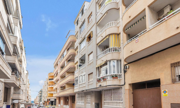Herverkoop - 1. Appartement / flat - Torrevieja - Costa Blanca Zuid