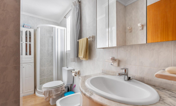 Herverkoop - 1. Appartement / flat - Torrevieja - Costa Blanca Zuid