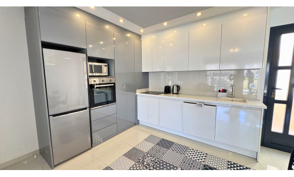 Herverkoop - 1. Appartement / flat - Pilar de la Horadada - La Torre De La Horadada