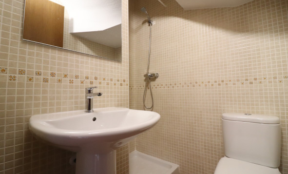 Herverkoop - 4. Halfvrijstaande villa - Algorfa - Costa Blanca Zuid