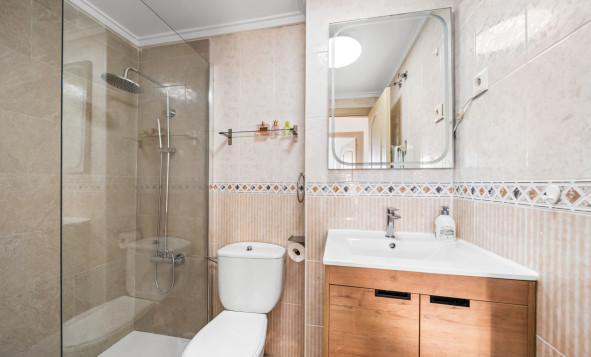 Herverkoop - 1. Appartement / flat - Torrevieja - La Mata