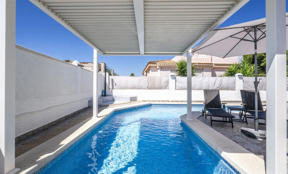 Herverkoop - 3. Vrijstaande villa - Valle del Sol - Costa Calida