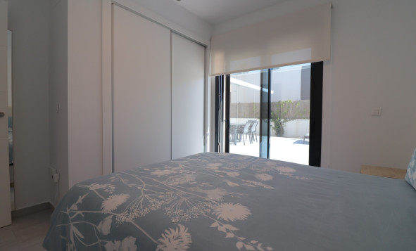 Herverkoop - 3. Vrijstaande villa - Algorfa - Costa Blanca Zuid