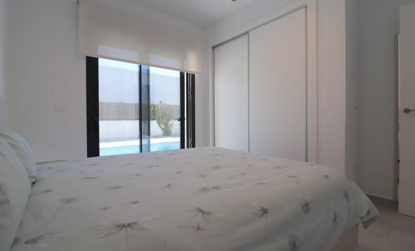 Herverkoop - 3. Vrijstaande villa - Algorfa - Costa Blanca Zuid