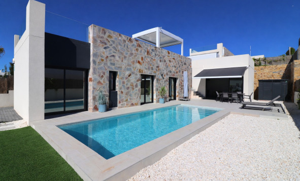 Herverkoop - 3. Vrijstaande villa - Algorfa - Costa Blanca Zuid