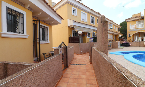 Herverkoop - 2. Town house / tussenwoning - Algorfa - Costa Blanca Zuid