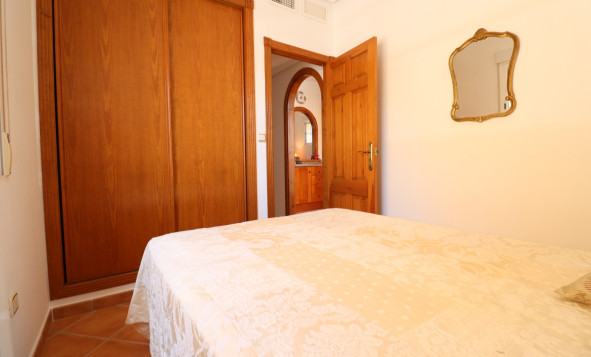 Herverkoop - 3. Vrijstaande villa - Algorfa - Costa Blanca Zuid