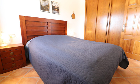 Herverkoop - 3. Vrijstaande villa - Algorfa - Costa Blanca Zuid