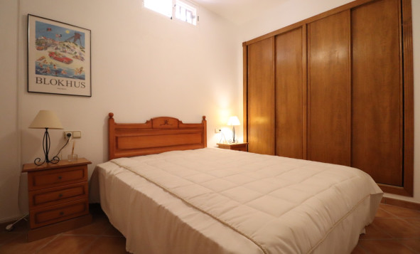 Herverkoop - 3. Vrijstaande villa - Algorfa - Costa Blanca Zuid