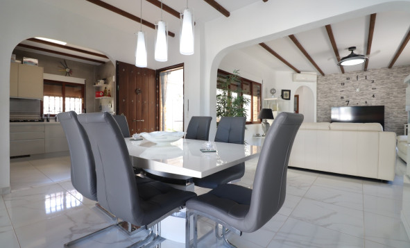 Herverkoop - 3. Vrijstaande villa - Formentera del Segura - Fincas de La Vega