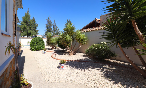 Herverkoop - 3. Vrijstaande villa - Formentera del Segura - Fincas de La Vega