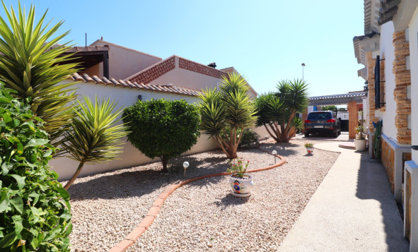 Herverkoop - 3. Vrijstaande villa - Formentera del Segura - Fincas de La Vega