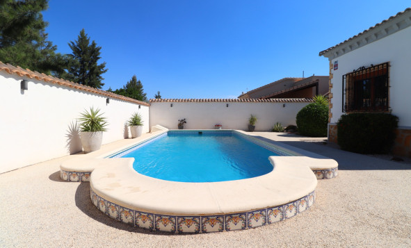 Herverkoop - 3. Vrijstaande villa - Formentera del Segura - Fincas de La Vega