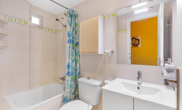 Herverkoop - 1. Appartement / flat - Torrevieja - Costa Blanca Zuid