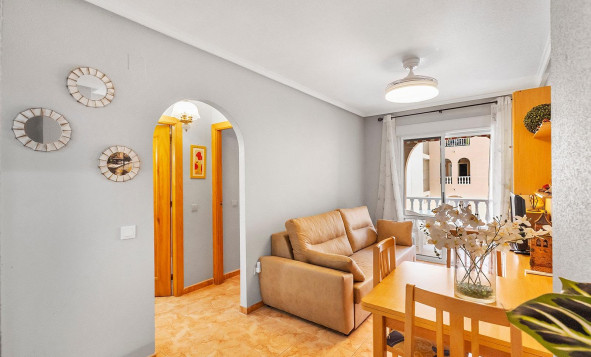 Herverkoop - 1. Appartement / flat - Torrevieja - Costa Blanca Zuid