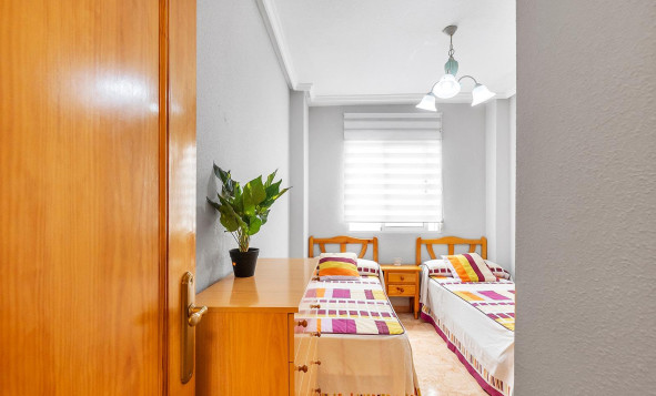 Herverkoop - 1. Appartement / flat - Torrevieja - Costa Blanca Zuid