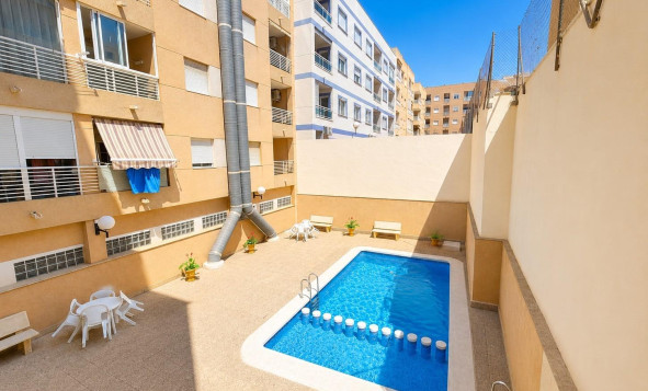 Herverkoop - 1. Appartement / flat - Torrevieja - Costa Blanca Zuid