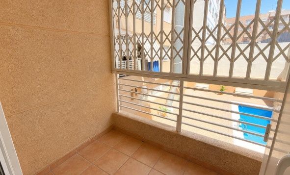 Herverkoop - 1. Appartement / flat - Torrevieja - Costa Blanca Zuid
