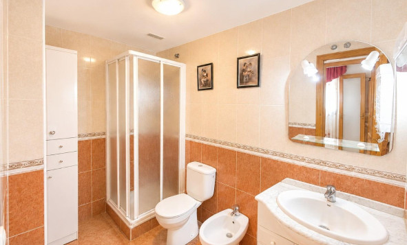 Herverkoop - 1. Appartement / flat - Torrevieja - Costa Blanca Zuid
