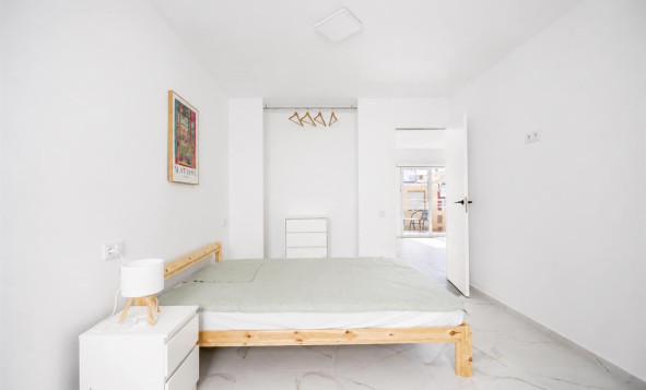 Resale - 1. Apartment / flat - Torrevieja - Costa Blanca South