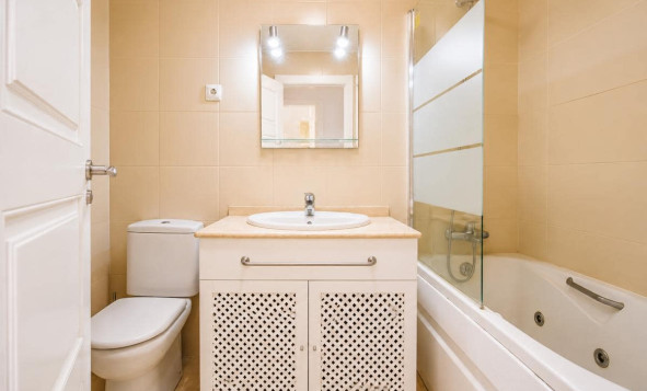 Resale - 1. Apartment / flat - El Valle Golf