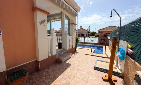 Herverkoop - 3. Vrijstaande villa - Los Montesinos - Costa Blanca Zuid