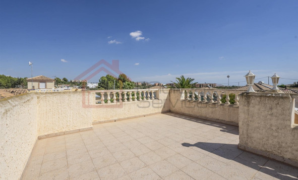 Herverkoop - 3. Vrijstaande villa - Valle del Sol - Costa Calida