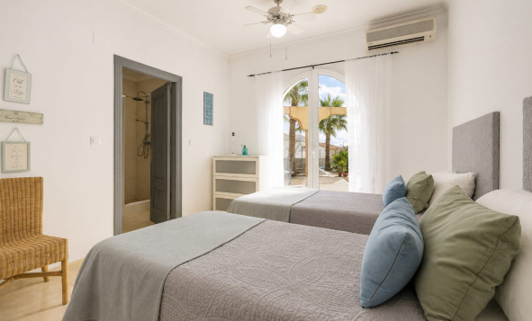 Herverkoop - 3. Vrijstaande villa - Valle del Sol - Costa Calida