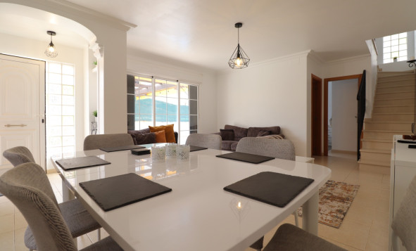 Herverkoop - 4. Halfvrijstaande villa - Los Montesinos - Costa Blanca Zuid