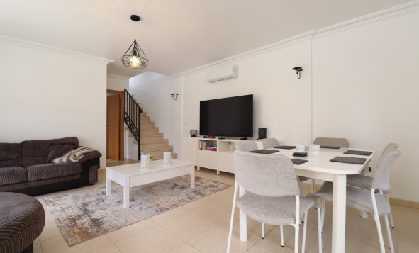 Herverkoop - 4. Halfvrijstaande villa - Los Montesinos - Costa Blanca Zuid