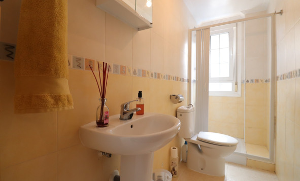 Herverkoop - 4. Halfvrijstaande villa - Los Montesinos - Costa Blanca Zuid