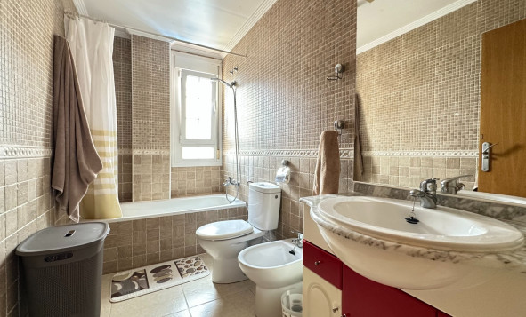 Herverkoop - 4. Halfvrijstaande villa - Los Montesinos - Costa Blanca Zuid