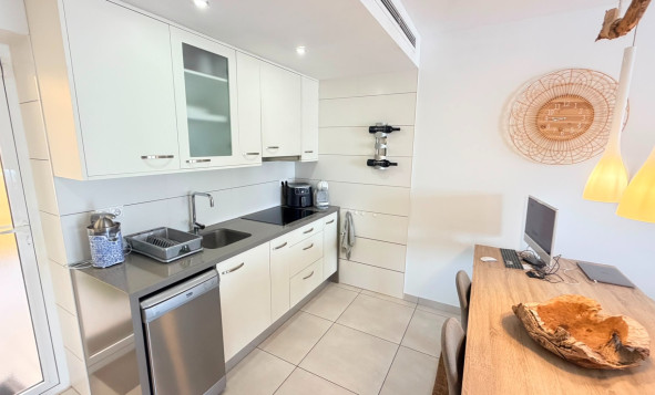 Resale - 1. Apartment / flat - Torrevieja - Costa Blanca South