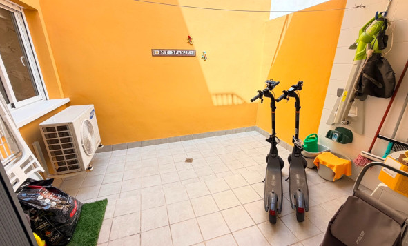 Resale - 1. Apartment / flat - Torrevieja - Costa Blanca South