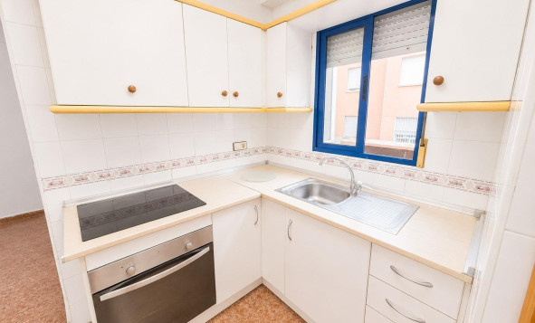 Resale - 1. Apartment / flat - Torrevieja - Costa Blanca South