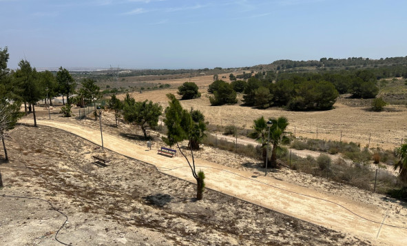 Herverkoop - 3. Vrijstaande villa - San Miguel de Salinas - Costa Blanca Zuid