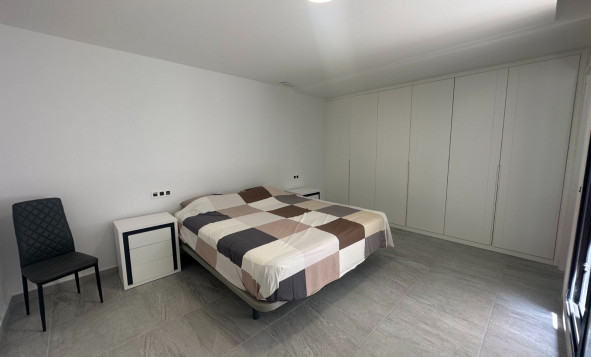 Herverkoop - 3. Vrijstaande villa - San Miguel de Salinas - Costa Blanca Zuid