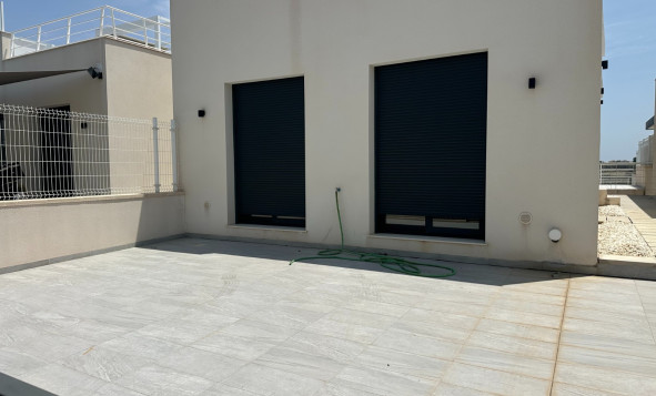 Herverkoop - 3. Vrijstaande villa - San Miguel de Salinas - Costa Blanca Zuid