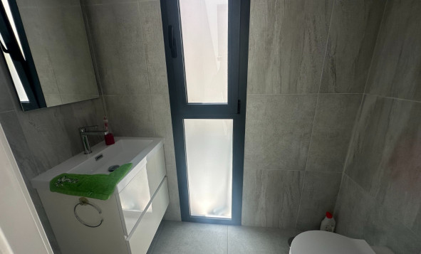 Herverkoop - 3. Vrijstaande villa - San Miguel de Salinas - Costa Blanca Zuid