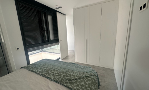 Herverkoop - 3. Vrijstaande villa - San Miguel de Salinas - Costa Blanca Zuid