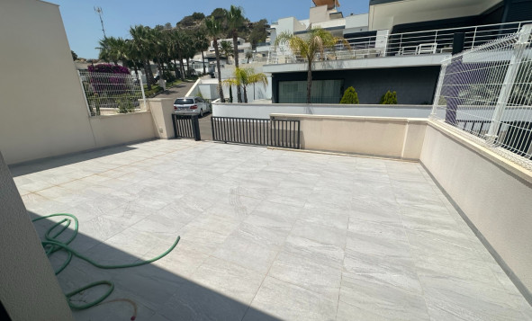 Herverkoop - 3. Vrijstaande villa - San Miguel de Salinas - Costa Blanca Zuid