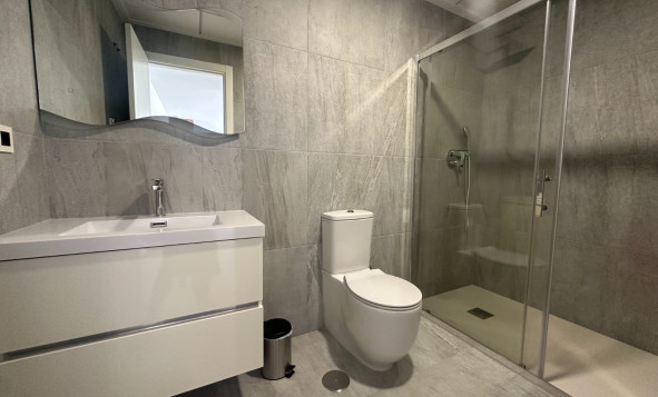 Herverkoop - 3. Vrijstaande villa - San Miguel de Salinas - Costa Blanca Zuid