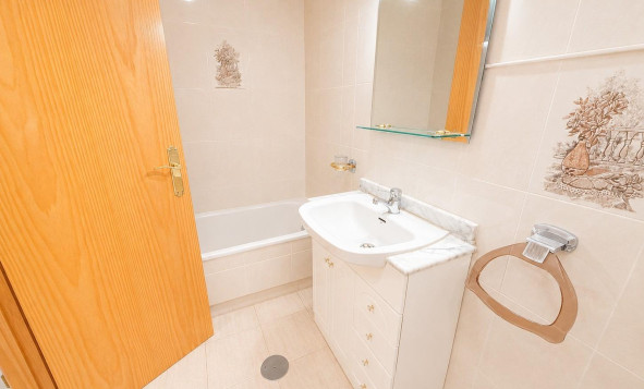 Resale - 1. Apartment / flat - Torrevieja - Costa Blanca South